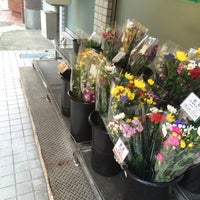 Photo taken at サンクス 武蔵小金井駅前店 by nyamn on 8/2/2016