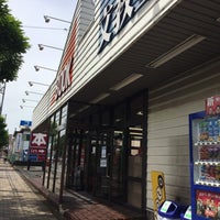 Photo taken at 文教堂書店 小平店 by nyamn on 5/28/2021