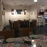 รูปภาพถ่ายที่ Be Chill, Restaurante Bar &amp;amp; Lounge โดย Nuno D. เมื่อ 12/1/2017