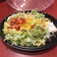 Photo taken at Taco Bell by Robert M. on 8/3/2018