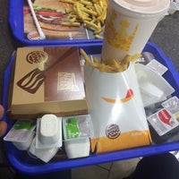 Photo taken at Burger King by İsmet&amp;amp;inanç on 5/20/2023