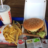 Photo taken at Burger King by İsmet&amp;amp;inanç on 12/13/2023