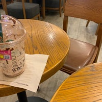 Photo taken at Starbucks by Ling S. on 9/21/2022