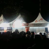 Photo taken at WEEZER Live in Jakarta by aryanty e. on 1/8/2013