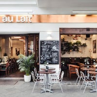 Foto diambil di Café au Lait oleh Café au Lait pada 11/22/2018
