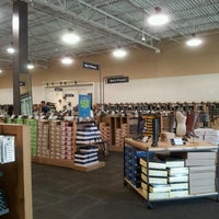 DSW Designer Shoe Warehouse - Shoe 