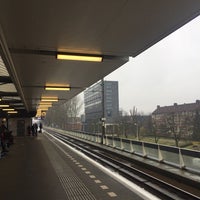 Photo taken at Spoor 1 by Andrea on 3/11/2018