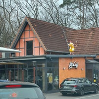 Photo taken at McDonald&amp;#39;s by Thorsten D. on 3/26/2022