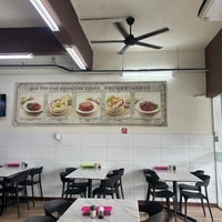 Photo taken at Restoran Chan Meng Kee (陈明记面家) by Chooi Mun on 3/21/2024