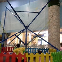 Review Lollipop's Playland & Cafe