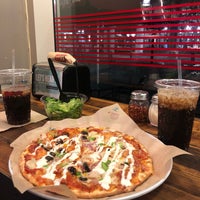 Photo taken at Mod Pizza by Hs💙 on 9/22/2019