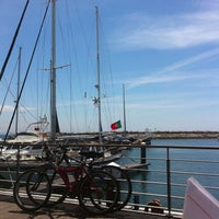 Foto diambil di Cup of Joe oleh Fátima T. pada 5/4/2013