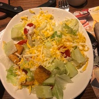 Photo taken at Outback Steakhouse by Channe K. on 11/28/2018