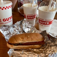 Photo taken at Five Guys by Dr S. on 8/15/2021