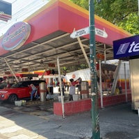 Photo taken at Carwash Coyoacán by Luis Arturo S. on 12/28/2020