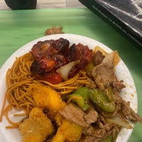 Photo taken at La fe Chinese Food by Luis Arturo S. on 11/19/2019