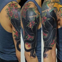 Foto diambil di Of Gods &amp;amp; Monsters Tattooing (By Appointments only) oleh Samuel M. pada 12/22/2014