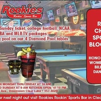 รูปภาพถ่ายที่ Rookies Rockin&amp;#39; Sports Bar โดย Rookies Rockin&amp;#39; Sports Bar เมื่อ 8/27/2021