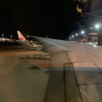 Photo taken at Gate 113 by しらたま 杏. on 8/28/2023