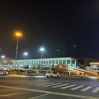 Photo taken at Dalian Zhoushuizi International Airport (DLC) by WT M. on 4/4/2024