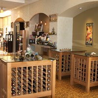 Foto scattata a The Wine Cellars - Fine Wine, Gifts &amp;amp; Wine Café da The Wine Cellars - Fine Wine, Gifts &amp;amp; Wine Café il 11/21/2013