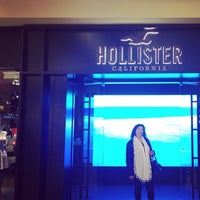 Hollister clearance crossroads mall
