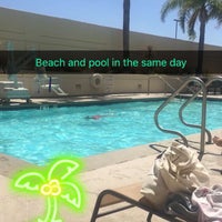 Photo taken at Westin Los Angeles Airport - Pool by Tony R. on 8/8/2017