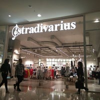 Photo taken at Stradivarius by Ikhwanul H. on 9/8/2017