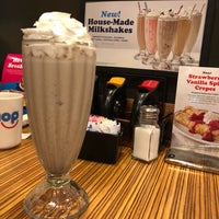 Photo taken at IHOP by 千尋 前. on 8/18/2019