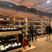Photo taken at Chelsea Wine Vault by Eva W. on 4/2/2022
