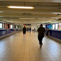 Photo taken at MTA Subway - Broadway Junction (A/C/J/L/Z) by Eva W. on 6/28/2022
