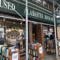 Photo taken at Alabaster Bookshop by Eva W. on 7/8/2022
