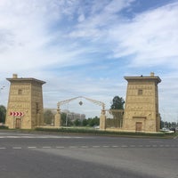 Photo taken at Египетские (Кузьминские) ворота by Мариша Х. on 5/24/2019