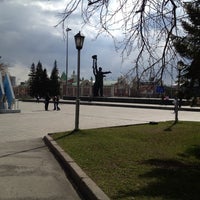 Photo taken at Площадь Ленина by Aiina I. on 5/4/2013