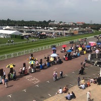 Foto tirada no(a) Chester Racecourse por Ali. em 6/29/2019