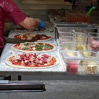 Photo taken at PizzaHacker by Stello C. on 11/14/2022