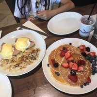 Photo taken at Wildberry Pancakes and Cafe by のりこ ま. on 6/27/2019