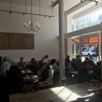 2/17/2020에 Candace B.님이 La Boulangerie de San Francisco에서 찍은 사진