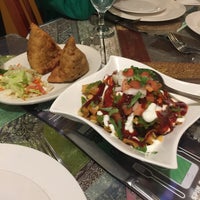 11/27/2016 tarihinde Paul D.ziyaretçi tarafından OM Fine Indian Cuisine'de çekilen fotoğraf
