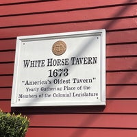 Снимок сделан в The White Horse Tavern пользователем Gregg E. 9/26/2022