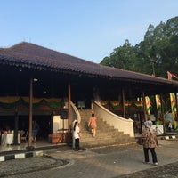 Photo taken at Anjungan Bengkulu by Nur K. on 4/24/2016