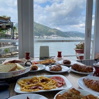 Photo taken at Boğaziçi Restaurant by Luai on 6/17/2023