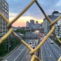Photo taken at Manhattan Bridge Bike Path by Abdullah on 5/22/2021