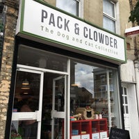 Photo taken at Pack &amp;amp; Clowder by Pec A. on 7/30/2017
