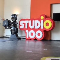 Foto tirada no(a) Studio 100 por Elise D. em 1/24/2019