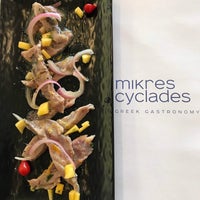 Foto tirada no(a) Mikres Cyclades por Mikres Cyclades em 1/10/2019