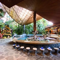 รูปภาพถ่ายที่ Baldi Hot Springs Hotel Resort &amp;amp; Spa โดย Tim V. เมื่อ 11/18/2021