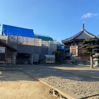 Photo taken at 無尽山 荘厳院 地蔵寺 (第5番札所) by りんちょく on 12/26/2023