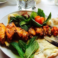 5/22/2014 tarihinde 1001 Nights Persian Cuisineziyaretçi tarafından 1001 Nights Persian Cuisine'de çekilen fotoğraf