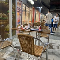 Photo taken at Burger King by Ahmet T. on 8/18/2022